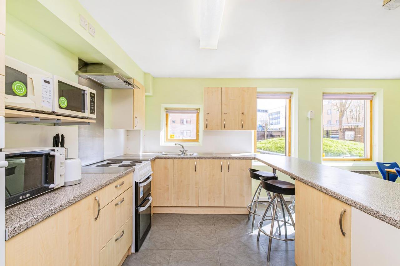 Vibrant Ensuite Rooms, Hatfield - Sk Екстер'єр фото